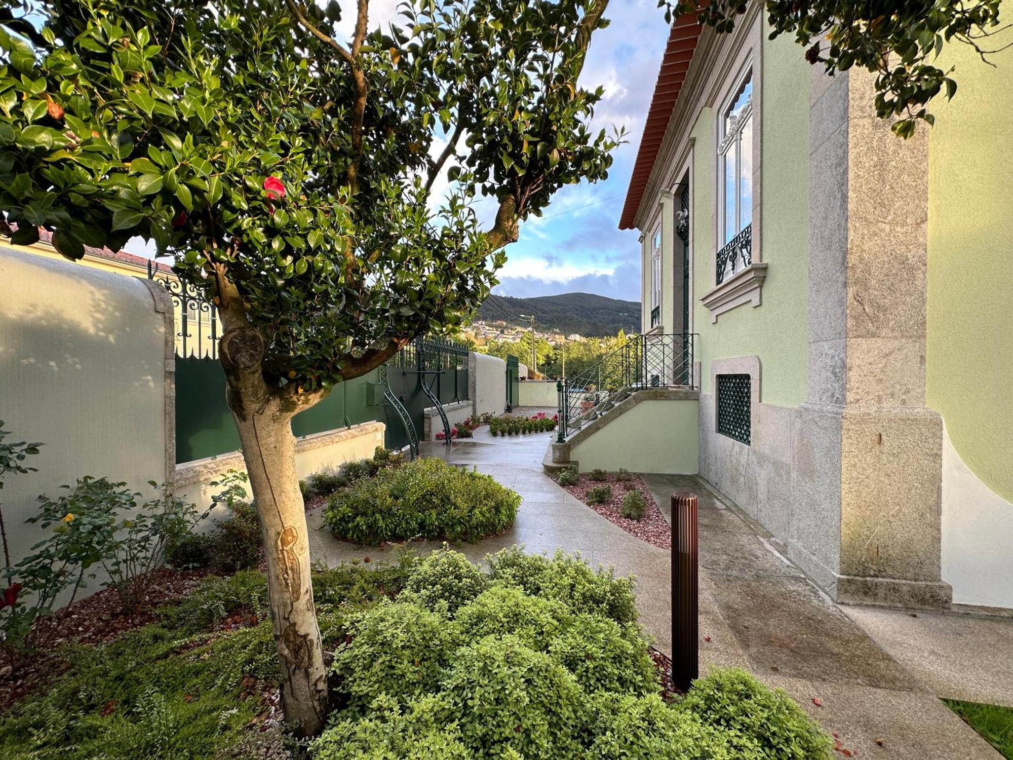 Casa Brandao Hotel Vale de Cambra Exterior photo